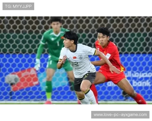 中国U23门将稳健出击，高球处理干净，中国 u23